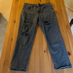 Size 6 American Eagle mom jeans